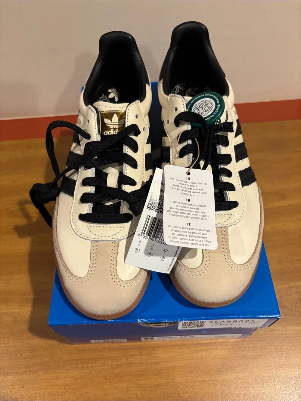 adidas Men’s Beige & Black Samba Retro Sneakers